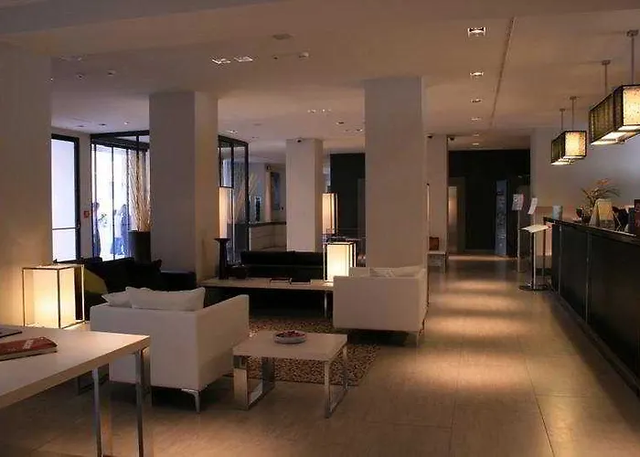 Nh De La Gare Hotel 4*