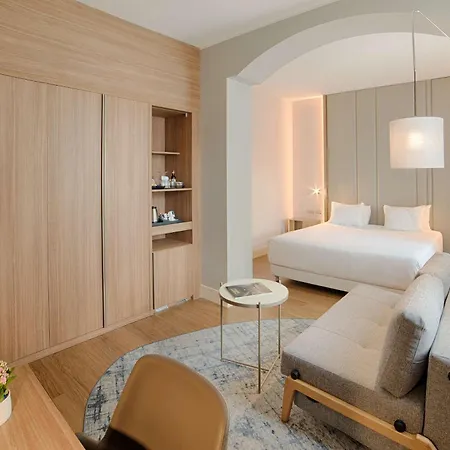 Hotel Nh De La Gare 4*