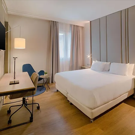 Nh De La Gare Hotel 4*