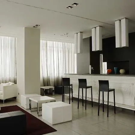 Nh De La Gare Hotel 4*