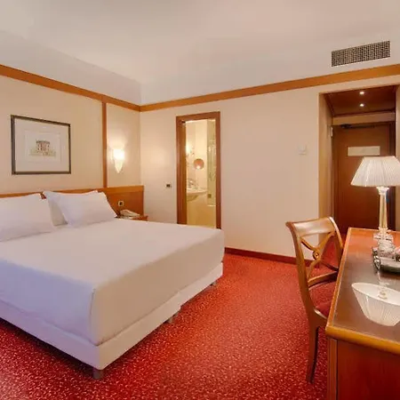 Nh De La Gare Bolonia