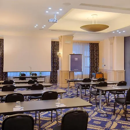 Nh De La Gare Hotel