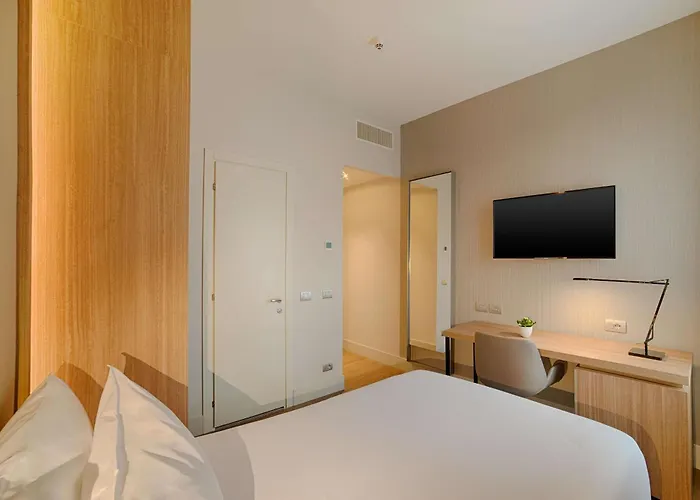 Hotel Nh De La Gare 4*