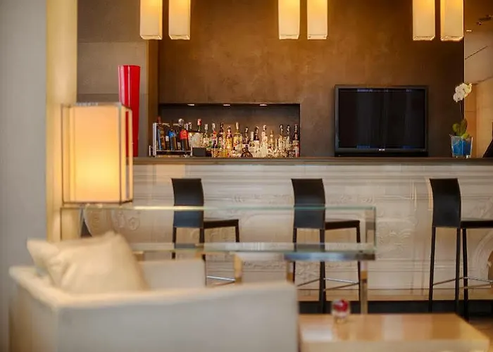 Nh De La Gare 4* בולוניה