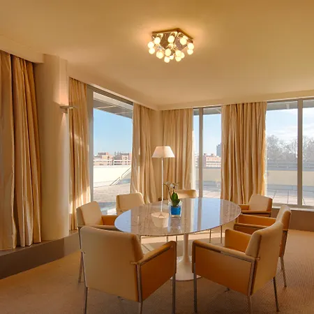 Otel Nh De La Gare 4*