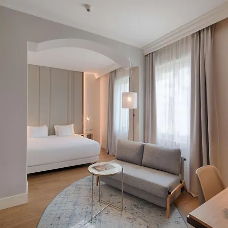 Nh De La Gare Otel 4*