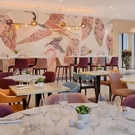 Nh De La Gare Otel 4*