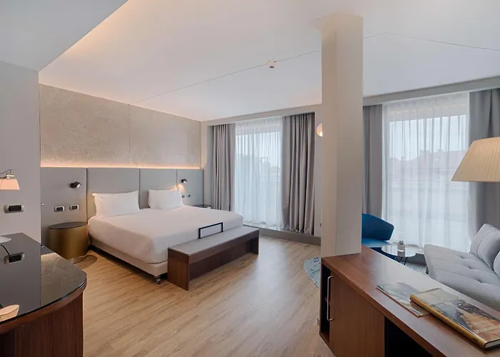 Nh De La Gare Bolonha