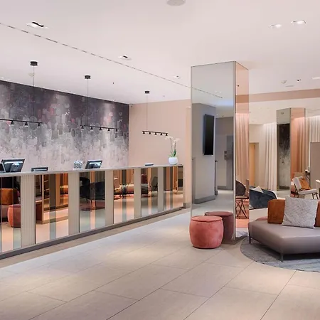 Nh De La Gare Hotel 4*